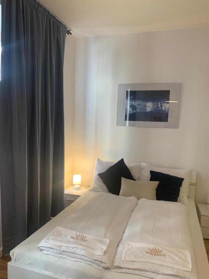 New Apartments Chain Florenc Prag Exterior foto
