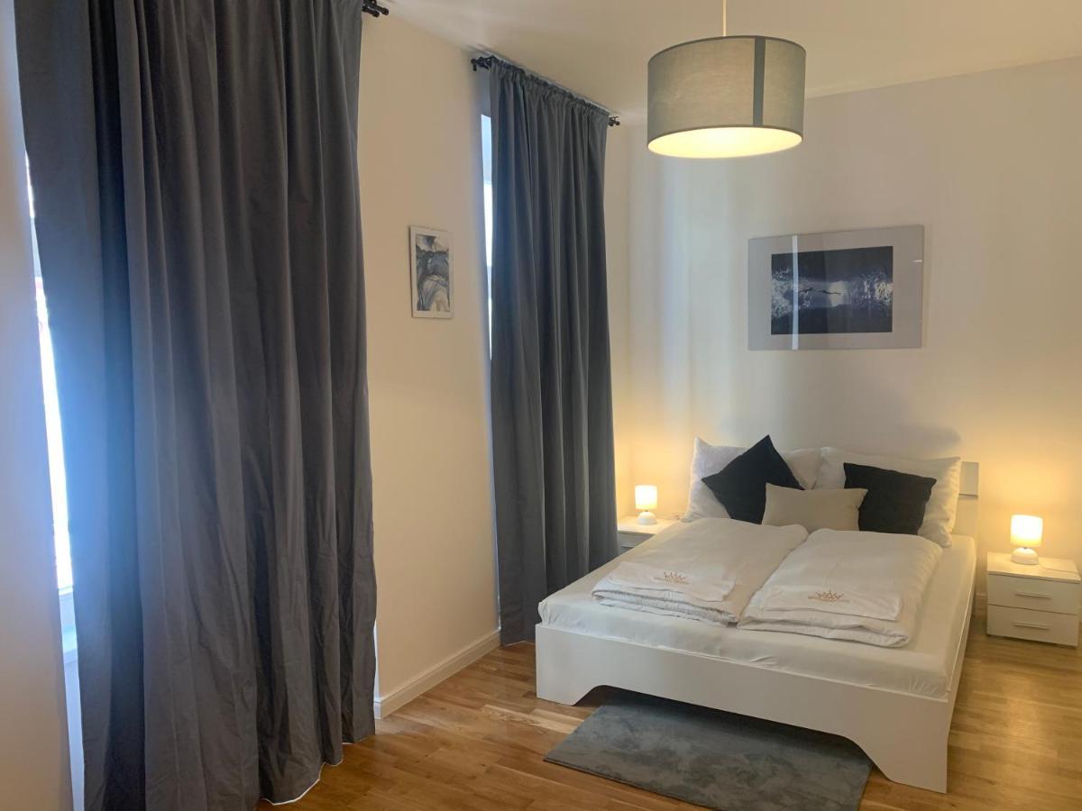 New Apartments Chain Florenc Prag Exterior foto